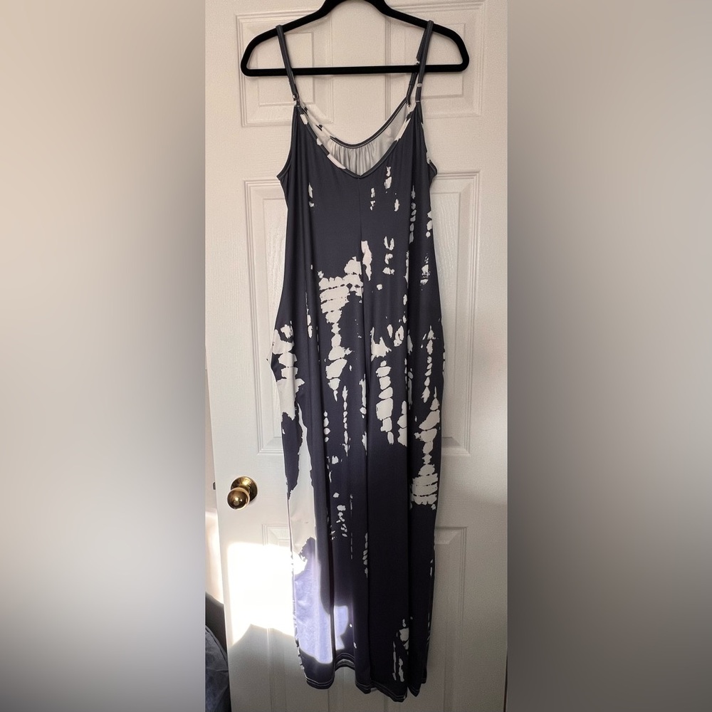 Medium Tie Dye Jumpsuit w/ Pockets